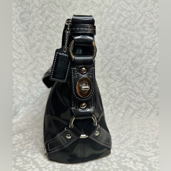 Coach Carly Purse Handbag Signature Logo 13009 Shoulder & Dustbag - Picture 4 of 10